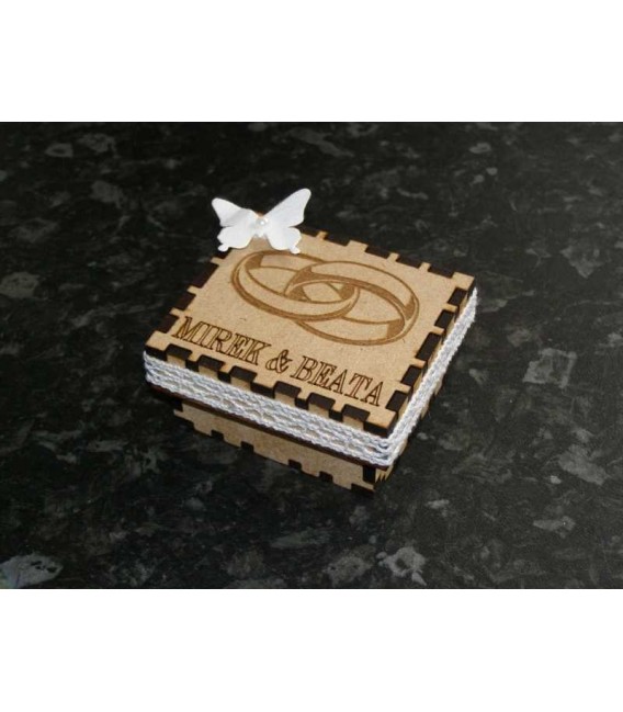 Jewellery wooden laser cut box wth engraved top.