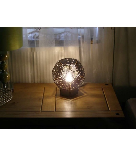 Wooden polyhedron table lamp.